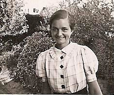 Annie Août 1940