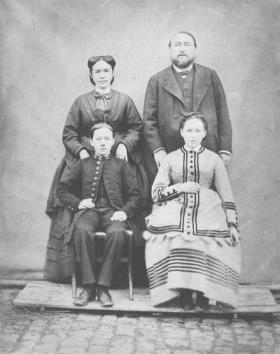 La famille ALLIOT vers 1870